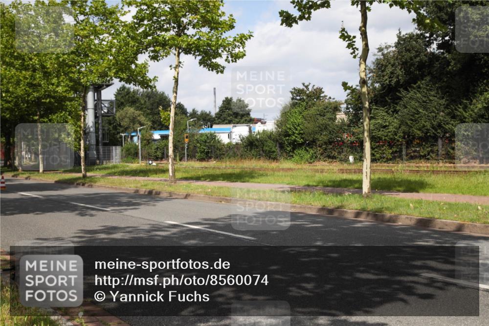10.08.2025 - GEWOBA Citytriathlon Bremen Yannick Fuchs http://msf.ph/oto/8560074 10.08.2025 12:01:20 Radfahren  meine-sportfotos.de