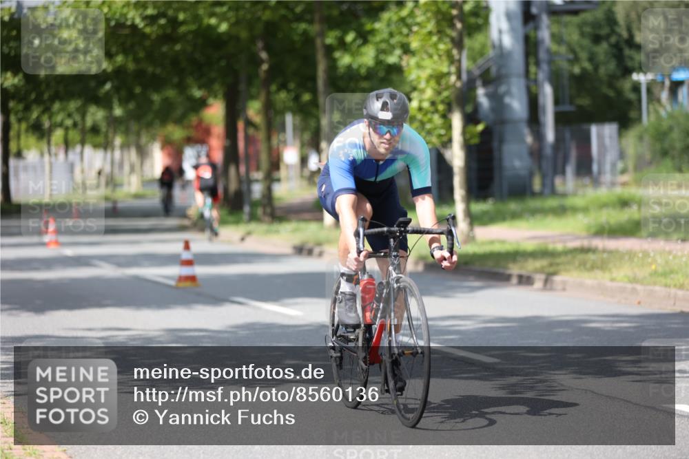 10.08.2025 - GEWOBA Citytriathlon Bremen Yannick Fuchs http://msf.ph/oto/8560136 10.08.2025 12:41:27 Radfahren 609, 619, 705, 730, 755, 830, 849, 862, 934, 1014 meine-sportfotos.de