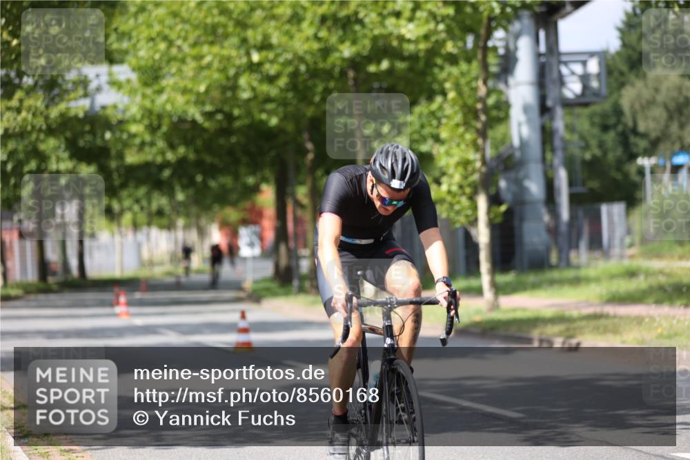 10.08.2025 - GEWOBA Citytriathlon Bremen Yannick Fuchs http://msf.ph/oto/8560168 10.08.2025 12:41:31 Radfahren 609, 619, 663, 705, 730, 755, 830, 849, 862, 1014 meine-sportfotos.de