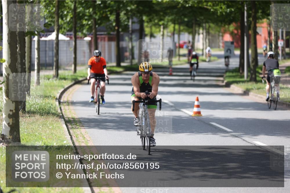 10.08.2025 - GEWOBA Citytriathlon Bremen Yannick Fuchs http://msf.ph/oto/8560195 10.08.2025 14:18:39 Radfahren 30, 47, 50, 81, 94, 100, 106, 131, 255, 314 meine-sportfotos.de
