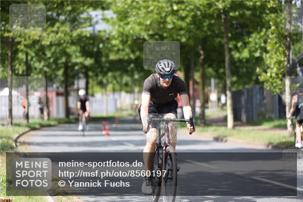 10.08.2025 - GEWOBA Citytriathlon Bremen Yannick Fuchs http://msf.ph/oto/8560197 10.08.2025 12:41:44 Radfahren 614, 619, 623, 663, 923, 926, 983 meine-sportfotos.de