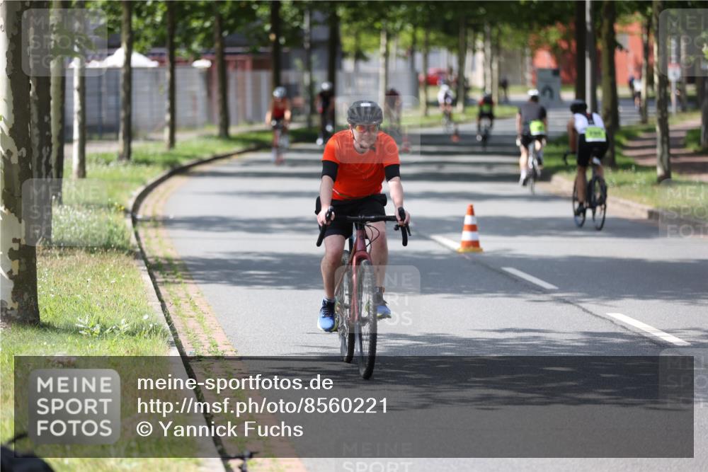 10.08.2025 - GEWOBA Citytriathlon Bremen Yannick Fuchs http://msf.ph/oto/8560221 10.08.2025 14:18:40 Radfahren 30, 47, 50, 81, 94, 106, 131, 255, 314 meine-sportfotos.de