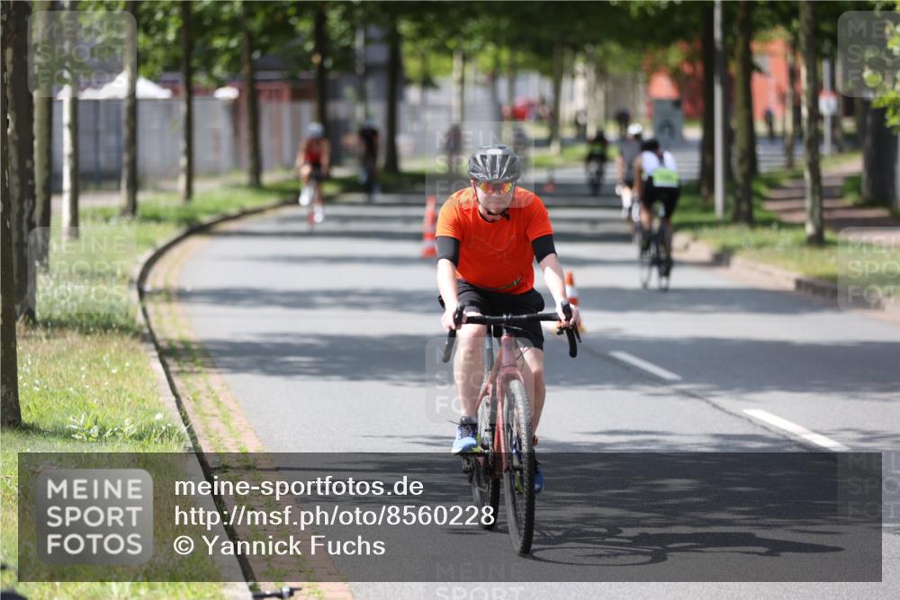 10.08.2025 - GEWOBA Citytriathlon Bremen Yannick Fuchs http://msf.ph/oto/8560228 10.08.2025 14:18:41 Radfahren 30, 47, 50, 81, 94, 106, 131, 314 meine-sportfotos.de