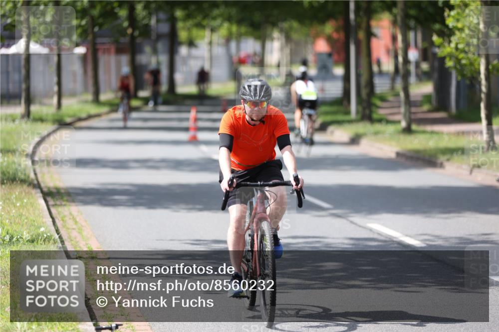 10.08.2025 - GEWOBA Citytriathlon Bremen Yannick Fuchs http://msf.ph/oto/8560232 10.08.2025 14:18:41 Radfahren 30, 47, 50, 81, 94, 106, 131, 314 meine-sportfotos.de