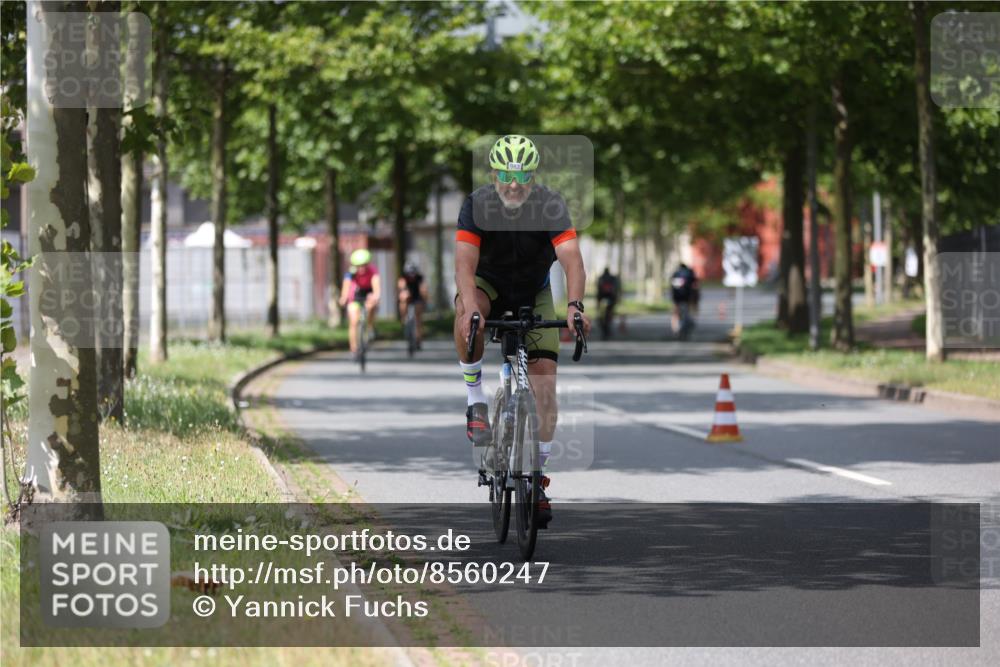 10.08.2025 - GEWOBA Citytriathlon Bremen Yannick Fuchs http://msf.ph/oto/8560247 10.08.2025 12:41:51 Radfahren 614, 623, 663, 923, 926, 983 meine-sportfotos.de