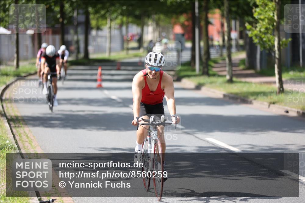 10.08.2025 - GEWOBA Citytriathlon Bremen Yannick Fuchs http://msf.ph/oto/8560259 10.08.2025 14:18:46 Radfahren 30, 50, 81, 106, 116, 131, 261, 264, 314 meine-sportfotos.de