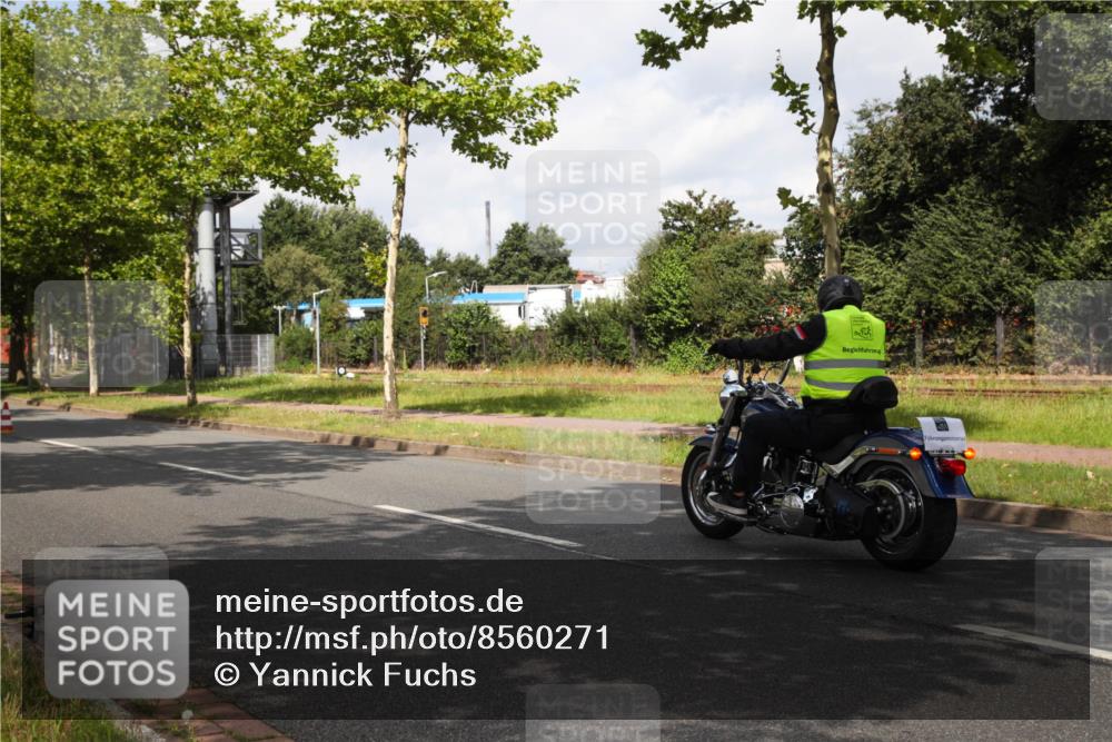 10.08.2025 - GEWOBA Citytriathlon Bremen Yannick Fuchs http://msf.ph/oto/8560271 10.08.2025 12:05:23 Radfahren 606, 701, 841 meine-sportfotos.de