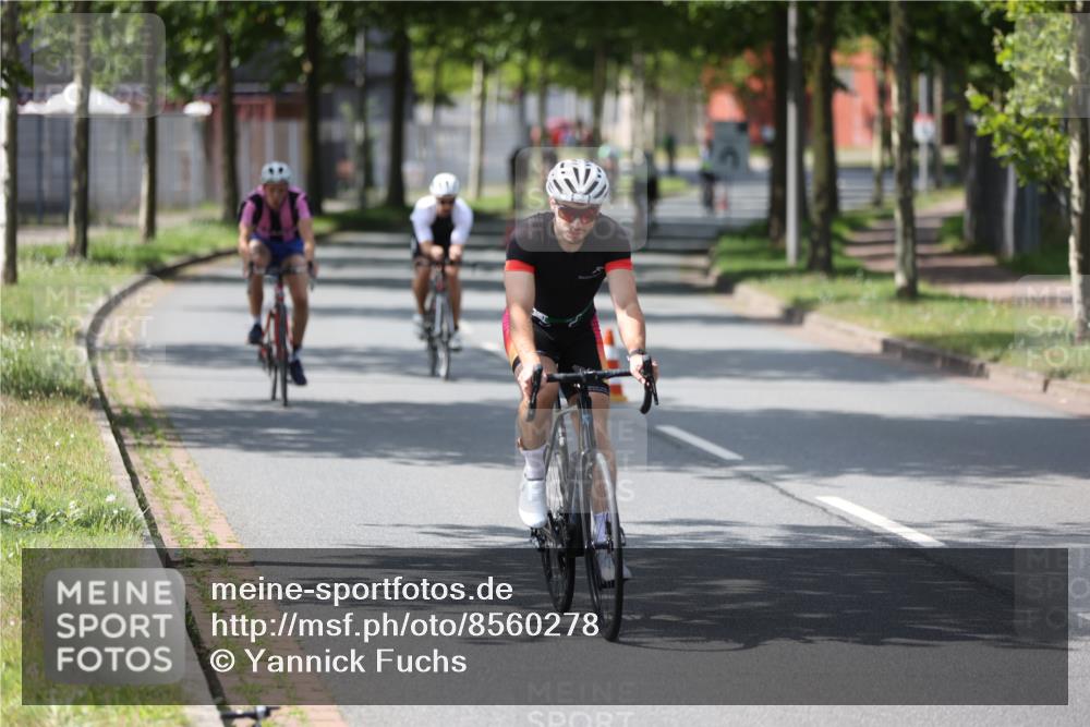 10.08.2025 - GEWOBA Citytriathlon Bremen Yannick Fuchs http://msf.ph/oto/8560278 10.08.2025 14:18:48 Radfahren 30, 50, 81, 106, 116, 131, 261, 264, 314 meine-sportfotos.de