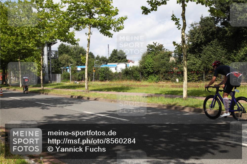 10.08.2025 - GEWOBA Citytriathlon Bremen Yannick Fuchs http://msf.ph/oto/8560284 10.08.2025 12:05:39 Radfahren 1027 meine-sportfotos.de