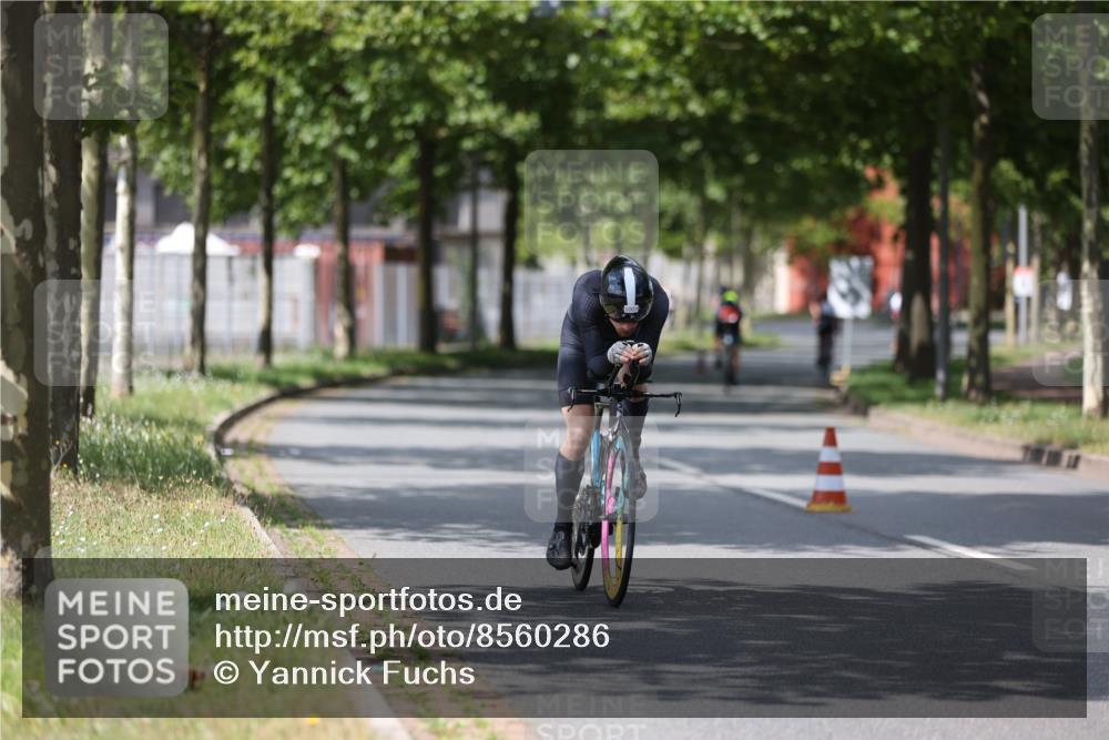 10.08.2025 - GEWOBA Citytriathlon Bremen Yannick Fuchs http://msf.ph/oto/8560286 10.08.2025 12:42:03 Radfahren 698, 923, 926, 983, 1003 meine-sportfotos.de