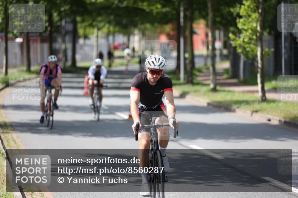 10.08.2025 - GEWOBA Citytriathlon Bremen Yannick Fuchs http://msf.ph/oto/8560287 10.08.2025 14:18:48 Radfahren 30, 50, 81, 106, 116, 131, 261, 264, 314 meine-sportfotos.de