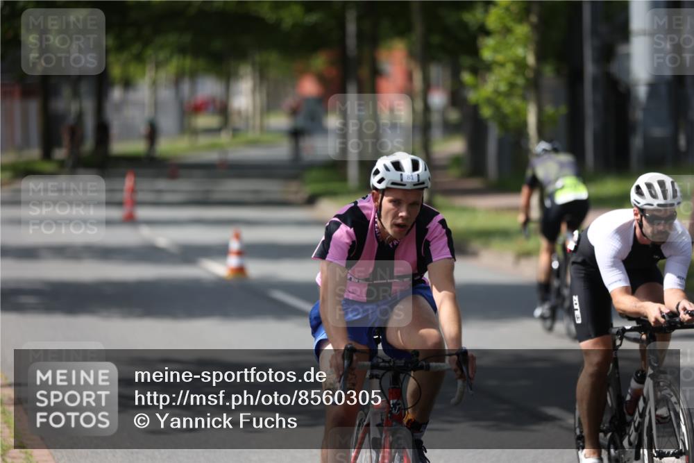 10.08.2025 - GEWOBA Citytriathlon Bremen Yannick Fuchs http://msf.ph/oto/8560305 10.08.2025 14:18:50 Radfahren 30, 50, 81, 106, 116, 261, 264, 314 meine-sportfotos.de