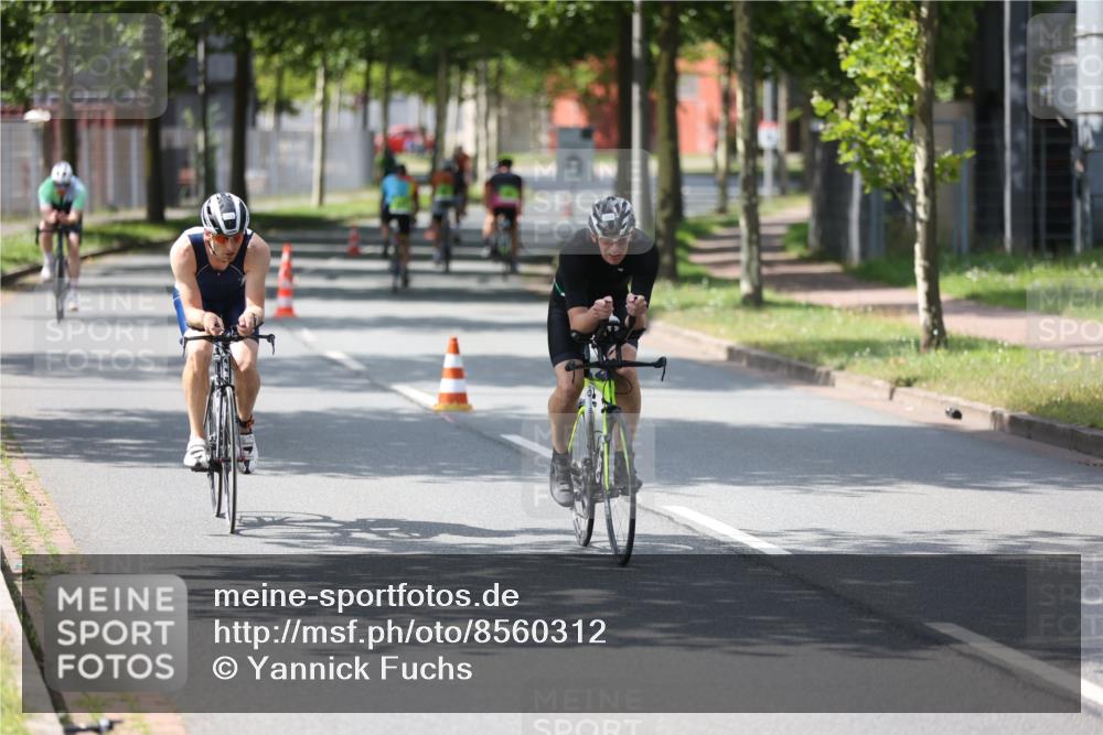 10.08.2025 - GEWOBA Citytriathlon Bremen Yannick Fuchs http://msf.ph/oto/8560312 10.08.2025 14:18:56 Radfahren 30, 50, 81, 101, 106, 116, 139, 261, 264 meine-sportfotos.de