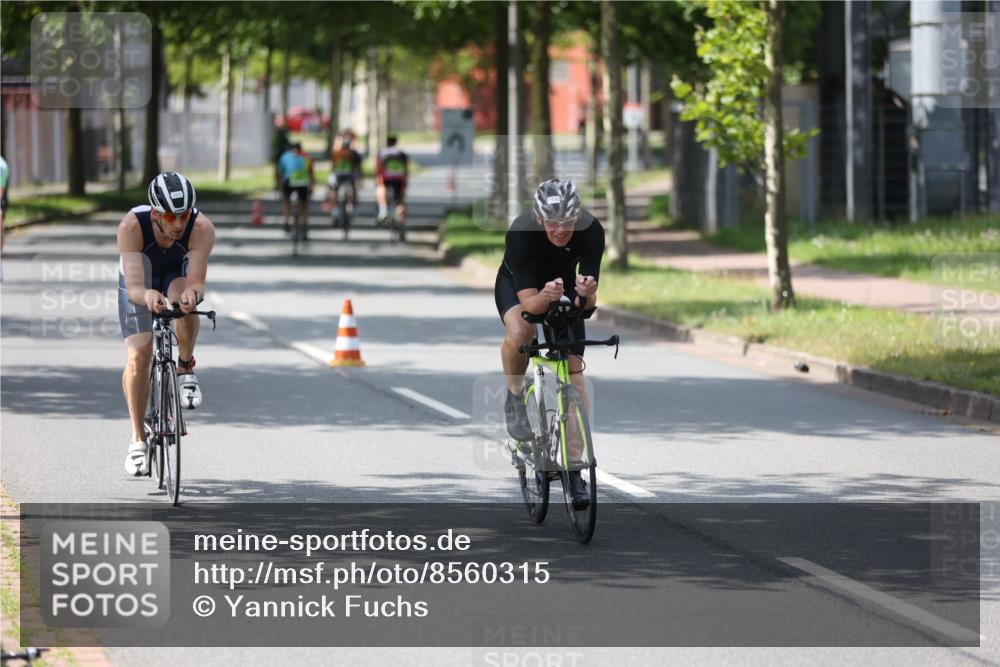 10.08.2025 - GEWOBA Citytriathlon Bremen Yannick Fuchs http://msf.ph/oto/8560315 10.08.2025 14:18:56 Radfahren 30, 50, 81, 101, 106, 116, 139, 261, 264 meine-sportfotos.de