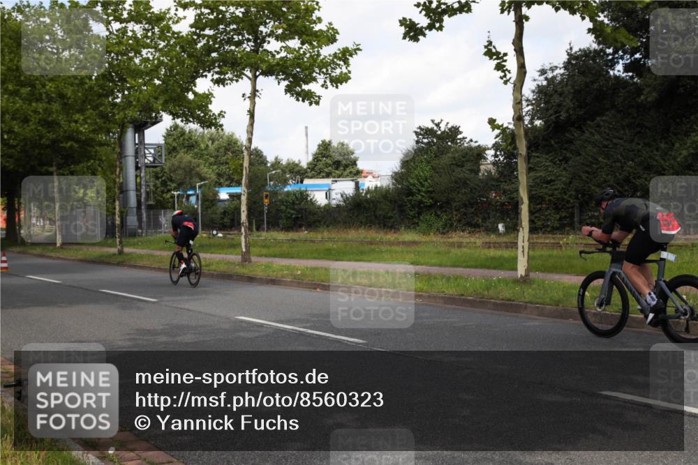 10.08.2025 - GEWOBA Citytriathlon Bremen Yannick Fuchs http://msf.ph/oto/8560323 10.08.2025 12:06:21 Radfahren 554, 580, 614, 634 meine-sportfotos.de