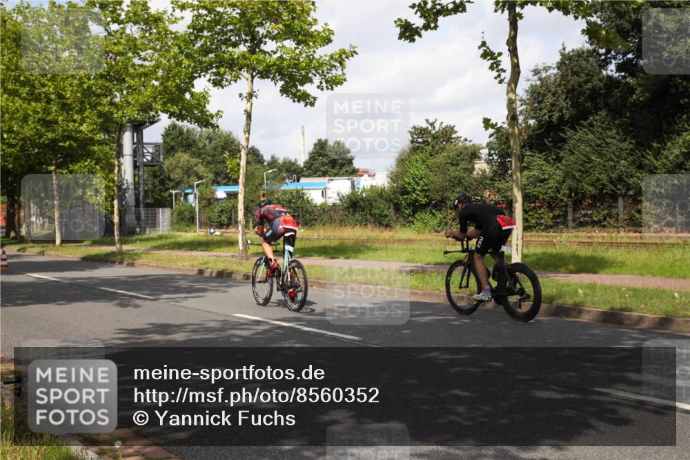 10.08.2025 - GEWOBA Citytriathlon Bremen Yannick Fuchs http://msf.ph/oto/8560352 10.08.2025 12:06:38 Radfahren 580, 613, 634, 658, 714 meine-sportfotos.de