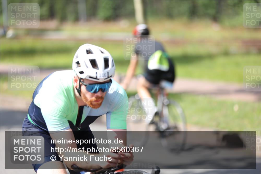 10.08.2025 - GEWOBA Citytriathlon Bremen Yannick Fuchs http://msf.ph/oto/8560367 10.08.2025 14:19:01 Radfahren 101, 106, 116, 139, 261, 264 meine-sportfotos.de