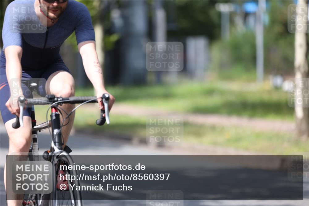 10.08.2025 - GEWOBA Citytriathlon Bremen Yannick Fuchs http://msf.ph/oto/8560397 10.08.2025 12:42:27 Radfahren 595, 611, 613, 754, 953 meine-sportfotos.de