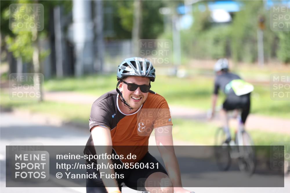 10.08.2025 - GEWOBA Citytriathlon Bremen Yannick Fuchs http://msf.ph/oto/8560431 10.08.2025 14:19:09 Radfahren 101, 116, 124, 126, 139, 162, 201, 254, 261, 264 meine-sportfotos.de