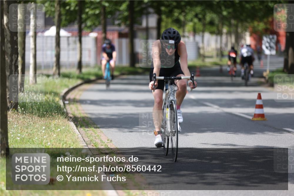 10.08.2025 - GEWOBA Citytriathlon Bremen Yannick Fuchs http://msf.ph/oto/8560442 10.08.2025 12:42:38 Radfahren 611, 613, 909, 944, 953 meine-sportfotos.de