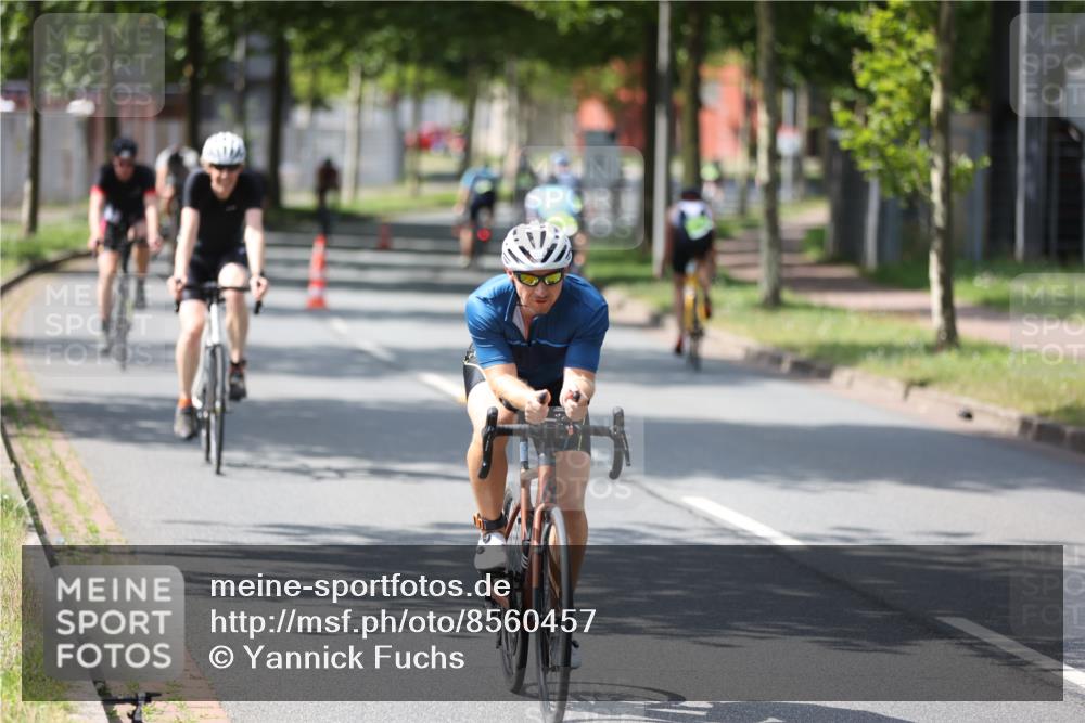 10.08.2025 - GEWOBA Citytriathlon Bremen Yannick Fuchs http://msf.ph/oto/8560457 10.08.2025 14:19:17 Radfahren 124, 126, 139, 162, 201, 227, 239, 254 meine-sportfotos.de