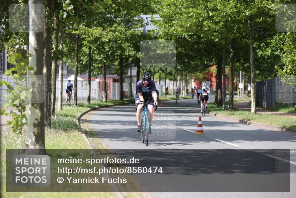 10.08.2025 - GEWOBA Citytriathlon Bremen Yannick Fuchs http://msf.ph/oto/8560474 10.08.2025 12:42:42 Radfahren 611, 850, 909, 944, 953 meine-sportfotos.de