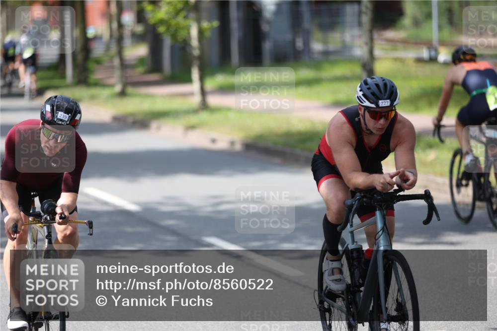 10.08.2025 - GEWOBA Citytriathlon Bremen Yannick Fuchs http://msf.ph/oto/8560522 10.08.2025 14:19:24 Radfahren 84, 124, 126, 162, 201, 227, 239, 254 meine-sportfotos.de