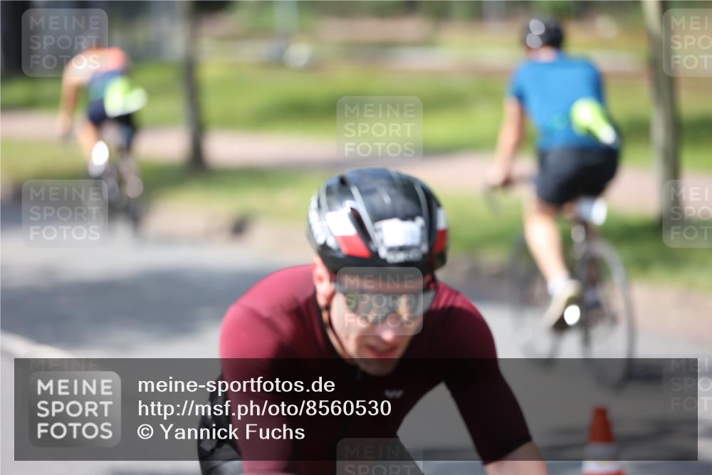 10.08.2025 - GEWOBA Citytriathlon Bremen Yannick Fuchs http://msf.ph/oto/8560530 10.08.2025 14:19:25 Radfahren 84, 124, 126, 162, 201, 227, 239, 254 meine-sportfotos.de