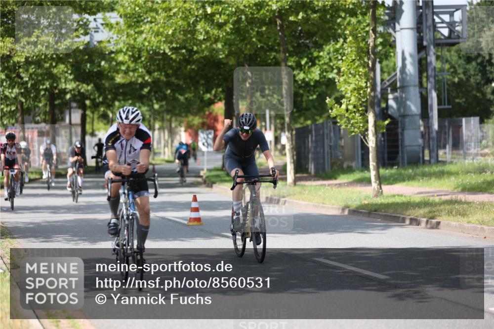 10.08.2025 - GEWOBA Citytriathlon Bremen Yannick Fuchs http://msf.ph/oto/8560531 10.08.2025 12:42:54 Radfahren 628, 644, 684, 710, 846, 850, 871, 909 meine-sportfotos.de