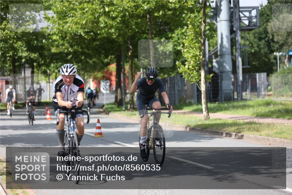 10.08.2025 - GEWOBA Citytriathlon Bremen Yannick Fuchs http://msf.ph/oto/8560535 10.08.2025 12:42:54 Radfahren 628, 644, 684, 710, 846, 850, 871, 909 meine-sportfotos.de