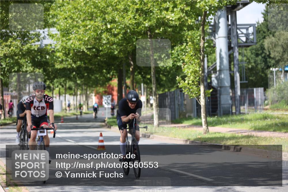 10.08.2025 - GEWOBA Citytriathlon Bremen Yannick Fuchs http://msf.ph/oto/8560553 10.08.2025 12:42:56 Radfahren 628, 644, 684, 710, 846, 850, 871, 889, 909 meine-sportfotos.de
