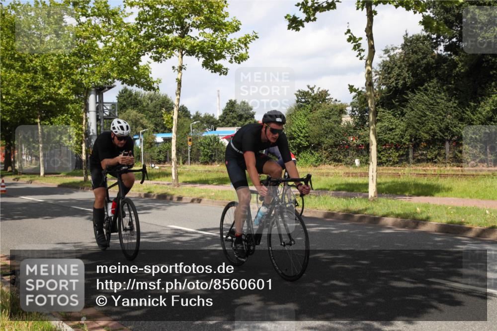 10.08.2025 - GEWOBA Citytriathlon Bremen Yannick Fuchs http://msf.ph/oto/8560601 10.08.2025 12:08:53 Radfahren 619, 677, 684, 727, 850, 883 meine-sportfotos.de