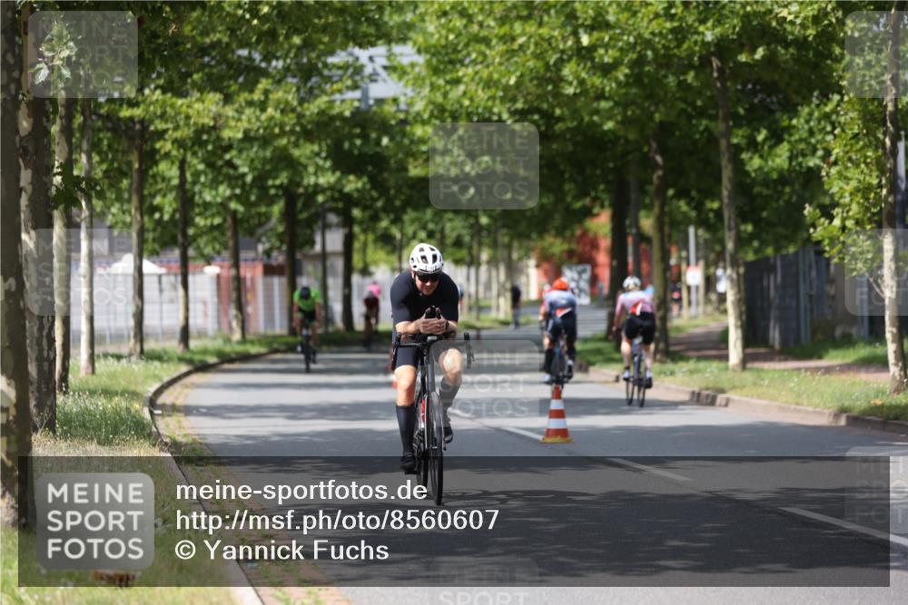 10.08.2025 - GEWOBA Citytriathlon Bremen Yannick Fuchs http://msf.ph/oto/8560607 10.08.2025 12:43:01 Radfahren 612, 628, 644, 677, 684, 710, 846, 850, 871, 889, 909 meine-sportfotos.de