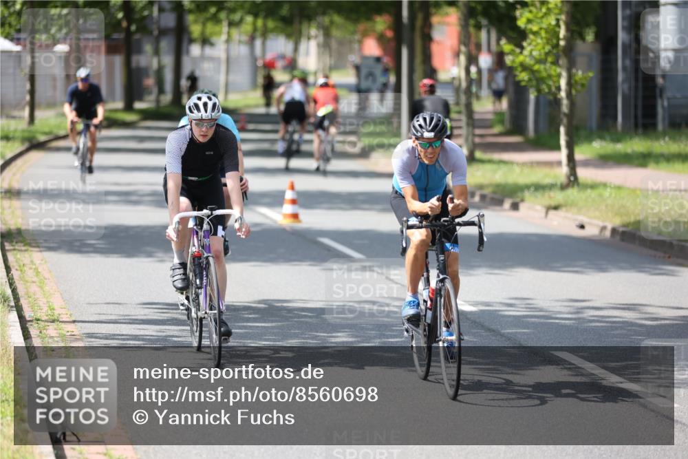 10.08.2025 - GEWOBA Citytriathlon Bremen Yannick Fuchs http://msf.ph/oto/8560698 10.08.2025 14:20:07 Radfahren 18, 36, 52, 130, 195, 197, 238, 256, 257 meine-sportfotos.de