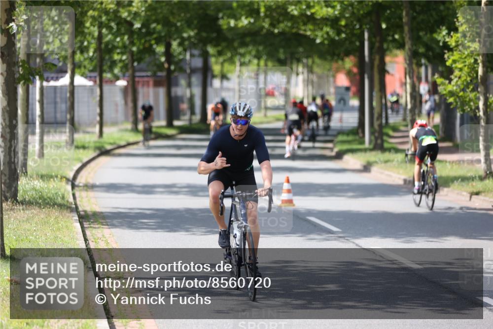 10.08.2025 - GEWOBA Citytriathlon Bremen Yannick Fuchs http://msf.ph/oto/8560720 10.08.2025 14:20:10 Radfahren 18, 29, 36, 52, 130, 195, 197, 238, 256, 257 meine-sportfotos.de