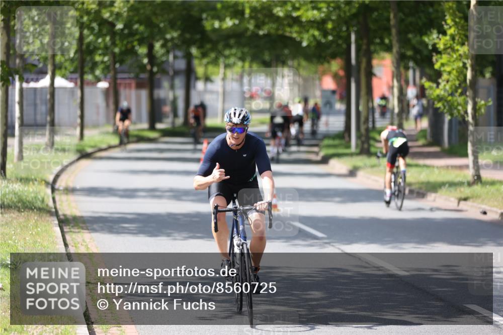 10.08.2025 - GEWOBA Citytriathlon Bremen Yannick Fuchs http://msf.ph/oto/8560725 10.08.2025 14:20:10 Radfahren 18, 29, 36, 52, 130, 195, 197, 238, 256, 257 meine-sportfotos.de