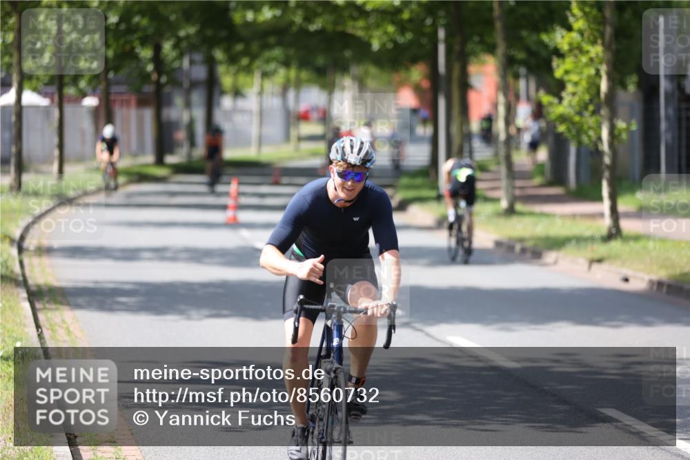 10.08.2025 - GEWOBA Citytriathlon Bremen Yannick Fuchs http://msf.ph/oto/8560732 10.08.2025 14:20:11 Radfahren 18, 29, 52, 130, 195, 197, 238, 256, 257 meine-sportfotos.de
