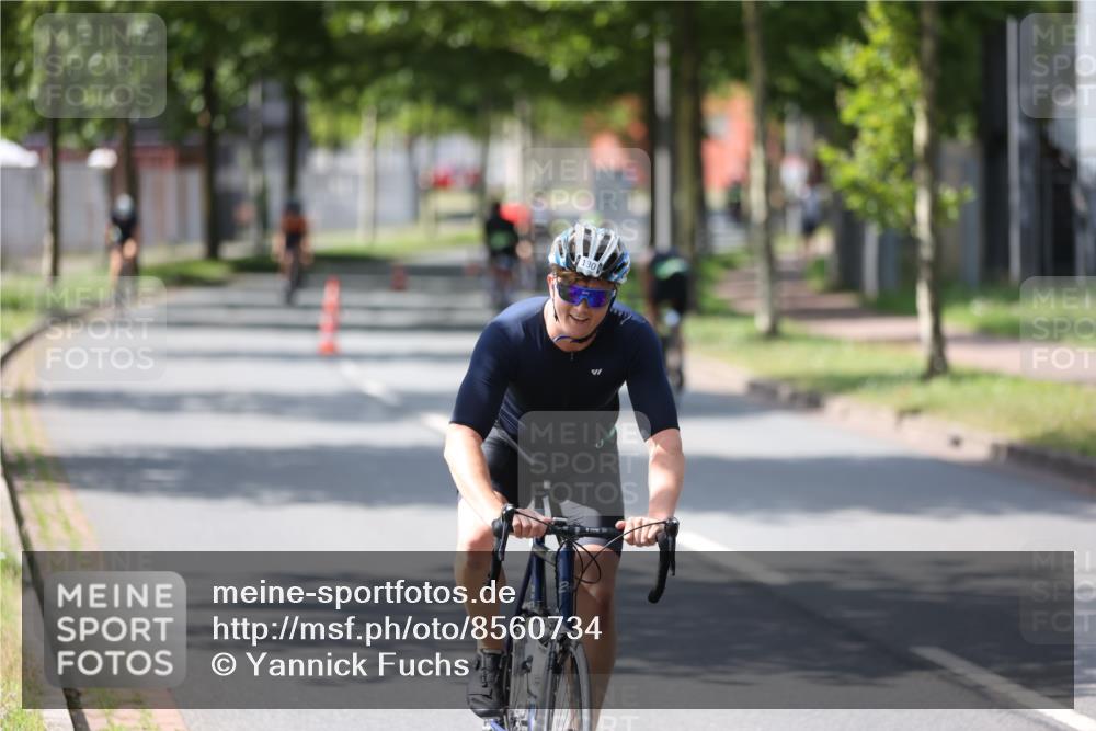 10.08.2025 - GEWOBA Citytriathlon Bremen Yannick Fuchs http://msf.ph/oto/8560734 10.08.2025 14:20:11 Radfahren 18, 29, 52, 130, 195, 197, 238, 256, 257 meine-sportfotos.de