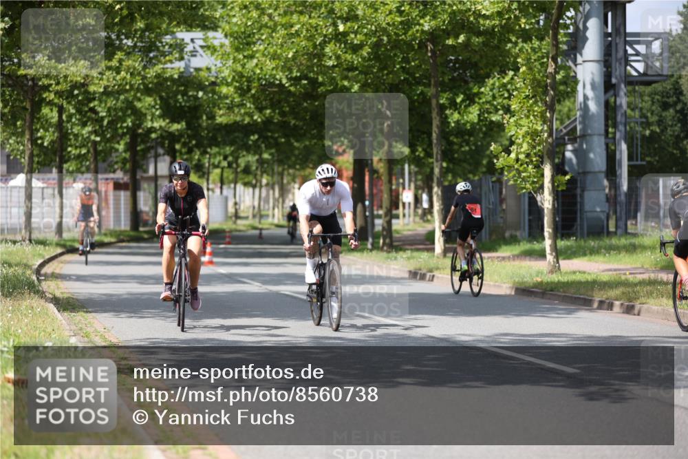 10.08.2025 - GEWOBA Citytriathlon Bremen Yannick Fuchs http://msf.ph/oto/8560738 10.08.2025 12:43:20 Radfahren 612, 646, 677, 885, 889, 945, 964, 1038 meine-sportfotos.de