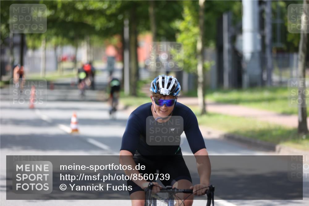 10.08.2025 - GEWOBA Citytriathlon Bremen Yannick Fuchs http://msf.ph/oto/8560739 10.08.2025 14:20:11 Radfahren 18, 29, 52, 130, 195, 197, 238, 256, 257 meine-sportfotos.de