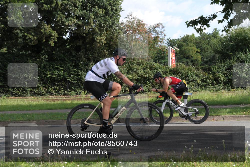 10.08.2025 - GEWOBA Citytriathlon Bremen Yannick Fuchs http://msf.ph/oto/8560743 10.08.2025 10:38:48 Radfahren 31, 63, 119, 163, 417, 429, 443, 498, 506, 513 meine-sportfotos.de