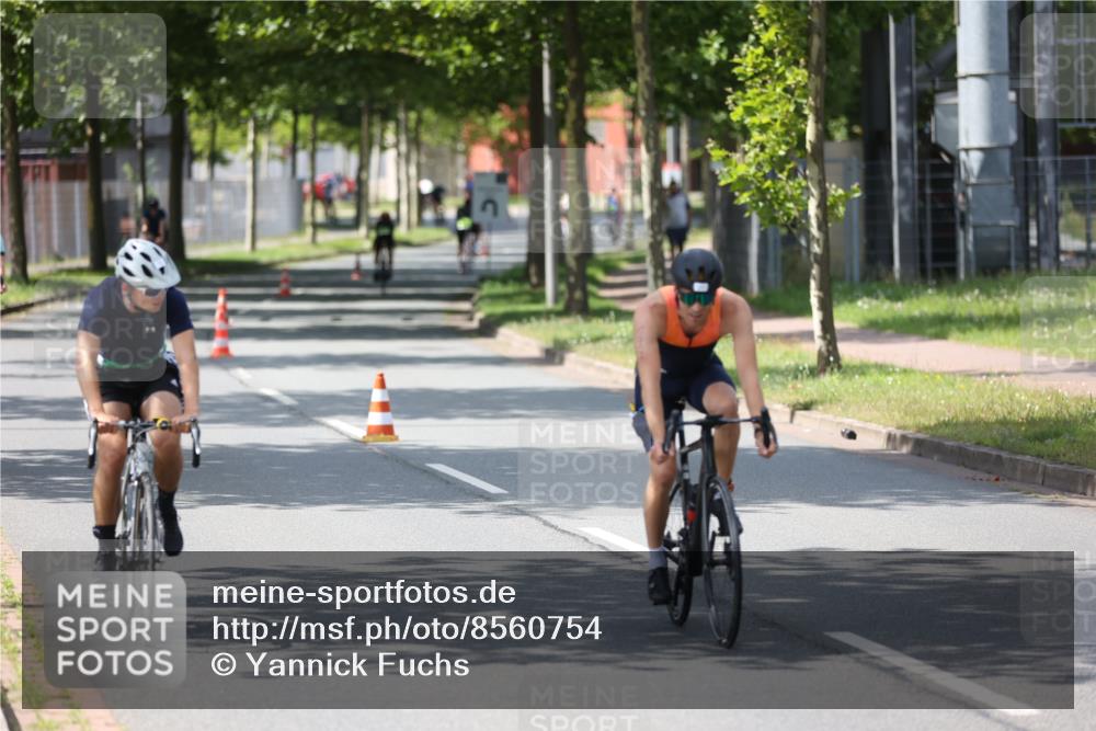 10.08.2025 - GEWOBA Citytriathlon Bremen Yannick Fuchs http://msf.ph/oto/8560754 10.08.2025 14:20:16 Radfahren 18, 29, 52, 130, 195, 197, 238, 256, 257 meine-sportfotos.de