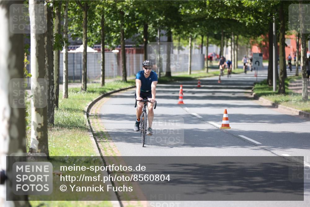 10.08.2025 - GEWOBA Citytriathlon Bremen Yannick Fuchs http://msf.ph/oto/8560804 10.08.2025 14:20:23 Radfahren 28, 29, 35, 52, 67, 80, 197 meine-sportfotos.de