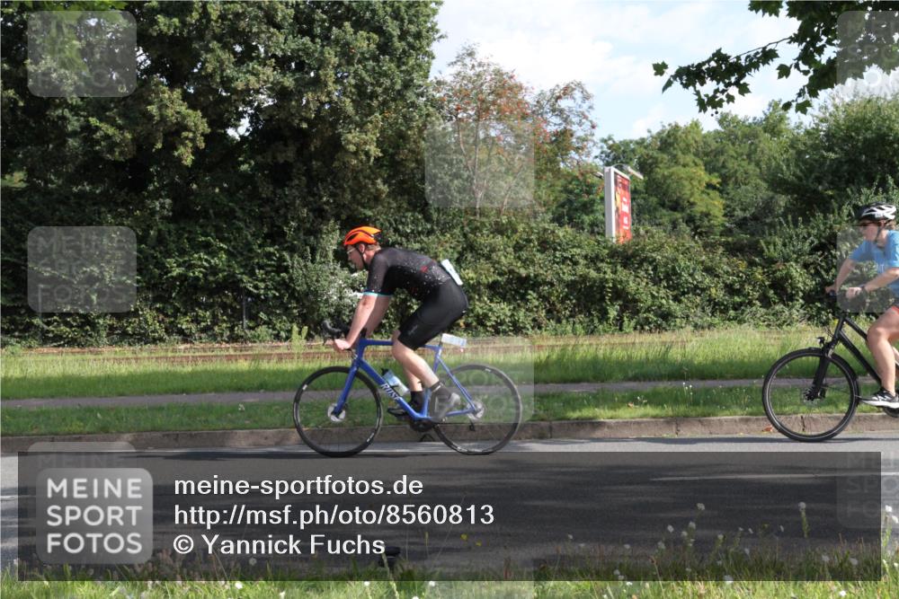 10.08.2025 - GEWOBA Citytriathlon Bremen Yannick Fuchs http://msf.ph/oto/8560813 10.08.2025 10:38:56 Radfahren 31, 63, 111, 113, 119, 417, 429, 443, 498, 499, 506 meine-sportfotos.de