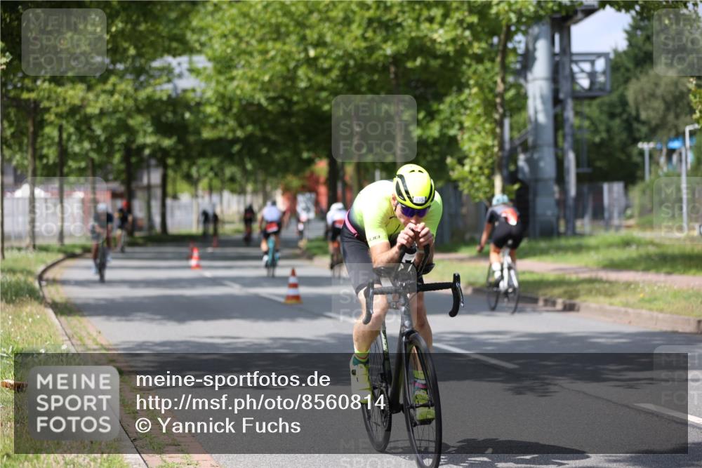 10.08.2025 - GEWOBA Citytriathlon Bremen Yannick Fuchs http://msf.ph/oto/8560814 10.08.2025 12:43:33 Radfahren 646, 835, 837, 842, 885, 925, 955, 1038 meine-sportfotos.de