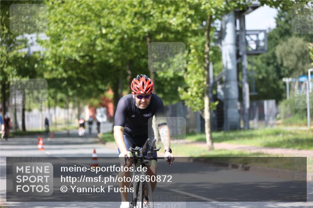 10.08.2025 - GEWOBA Citytriathlon Bremen Yannick Fuchs http://msf.ph/oto/8560872 10.08.2025 12:43:39 Radfahren 835, 837, 842, 907, 925, 955, 1012 meine-sportfotos.de