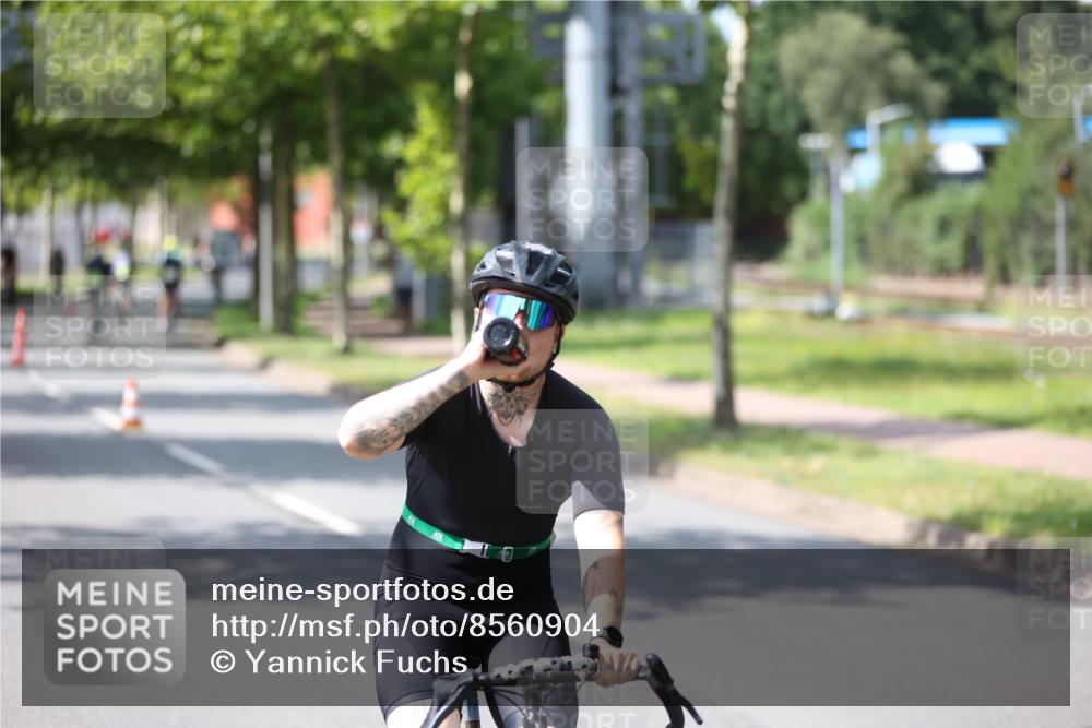 10.08.2025 - GEWOBA Citytriathlon Bremen Yannick Fuchs http://msf.ph/oto/8560904 10.08.2025 14:20:42 Radfahren 11, 28, 35, 56, 61, 67, 69, 80, 110, 145, 157, 216, 229, 272, 274, 281, 312 meine-sportfotos.de