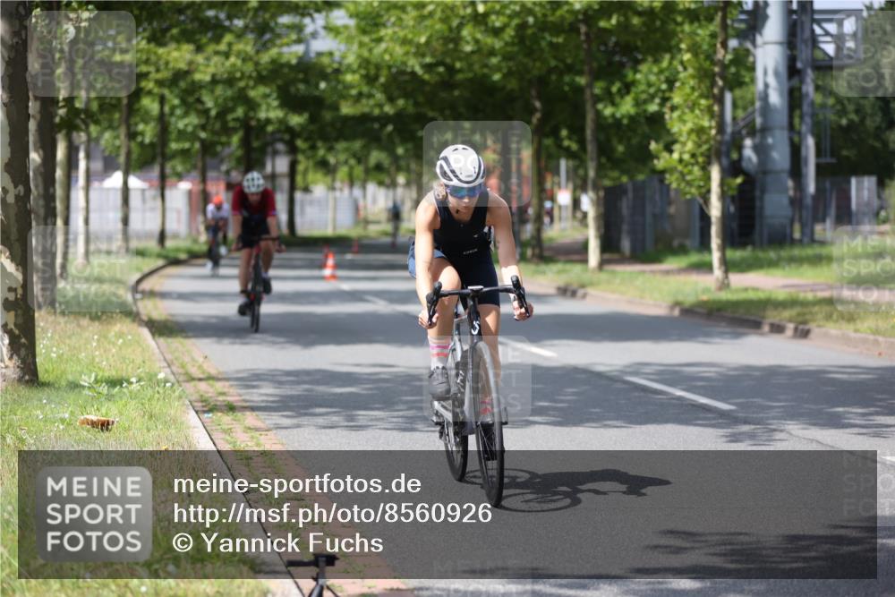 10.08.2025 - GEWOBA Citytriathlon Bremen Yannick Fuchs http://msf.ph/oto/8560926 10.08.2025 12:43:42 Radfahren 608, 835, 837, 842, 907, 925, 954, 955, 1012 meine-sportfotos.de