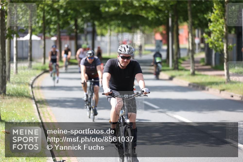 10.08.2025 - GEWOBA Citytriathlon Bremen Yannick Fuchs http://msf.ph/oto/8561037 10.08.2025 14:20:55 Radfahren 19, 56, 61, 73, 110, 142, 145, 157, 191, 216, 266, 272, 281, 312 meine-sportfotos.de