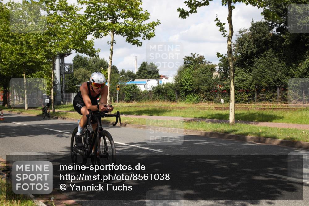10.08.2025 - GEWOBA Citytriathlon Bremen Yannick Fuchs http://msf.ph/oto/8561038 10.08.2025 12:12:24 Radfahren 605, 751, 769, 875, 932, 1012 meine-sportfotos.de